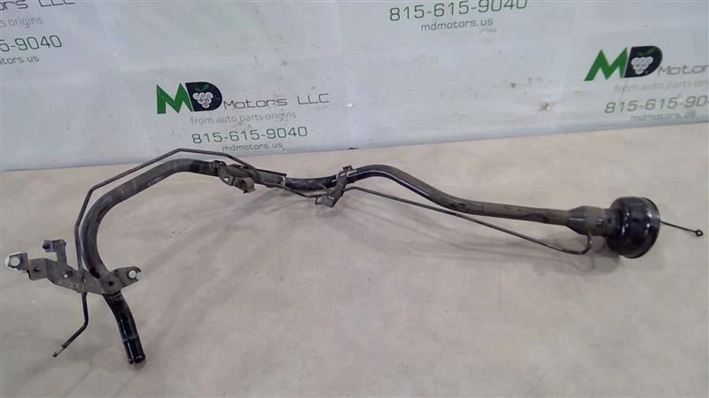 Nissan Murano 2015-2018 tubo de cuello de llenado de combustible 17221-5aa0a Foto 3 de 4