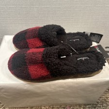 Cudd Duds Large 9-10 NWT Buffalo Plaid Slippers