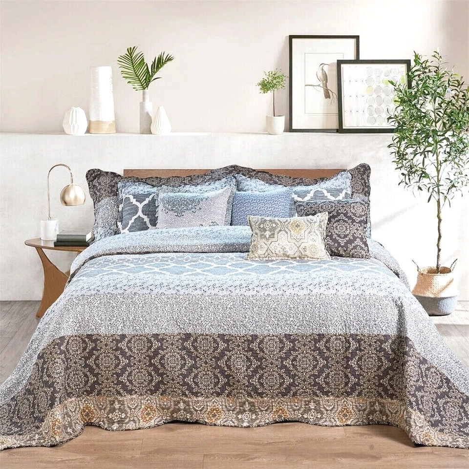 9-Piece Reversible Printed Striped Bedspread Set – Oversized Bedding for King - Image 2 of 4