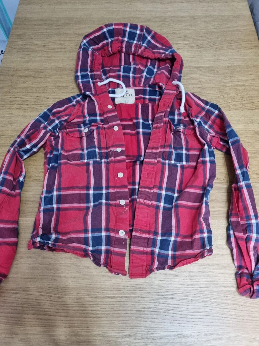 Hollister sizes 2024 run small