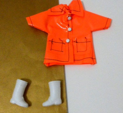 CLONE SKIPPER ORANGE VINYL RAINCOAT BOOTS  CLOTHES FIT SANDY MISS GWEN KITTY