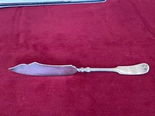 Rogers & Hamilton 9 1886 Fiddle Tipped Twisted Handle Master Butter Knife Spread