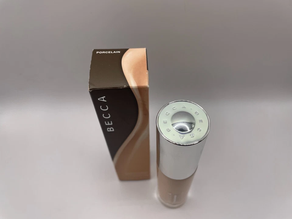 BRAND NEW BECCA ULTIMATE COVERAGE 24 HOUR FOUNDATION  - Porcelain- 30 ML - Image 3 of 4