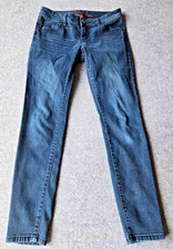 Elle Women's Jeans Size 2 Medium Wash Slim Leg Low Rise Stretch 28.5x28