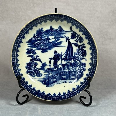 um 1780 John Pennington (Liverpool) ''Fisherman''-Muster 13,4 cm Porzellan-Untertasse