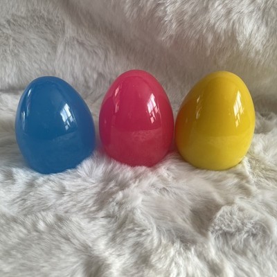 Custom Hand Made Epoxy Resin Easter Eggs 3x2x3