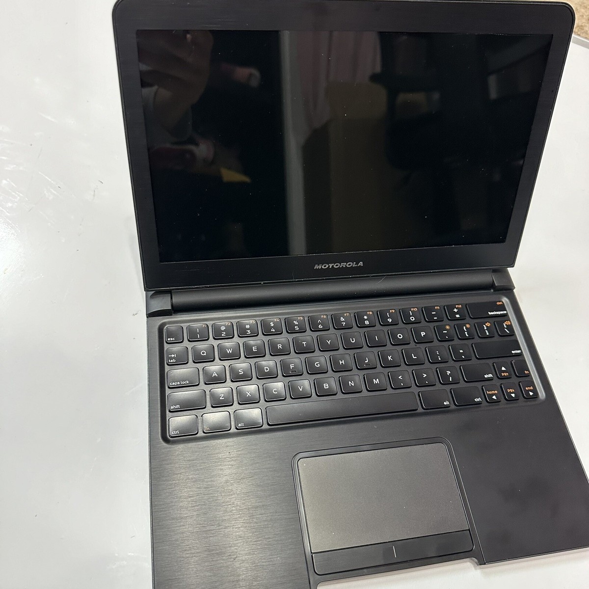 Motorola Lapdock 本体 専用ケース付き VINTAGE MOTOROLA LAPDOCK /FOR PARTS ONLY | eBay