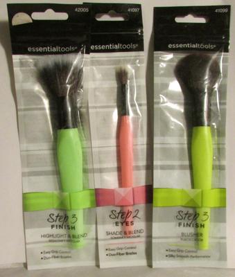 Step 2 & 3, powder brushes 3 count, Essentialtools - finish, eyes