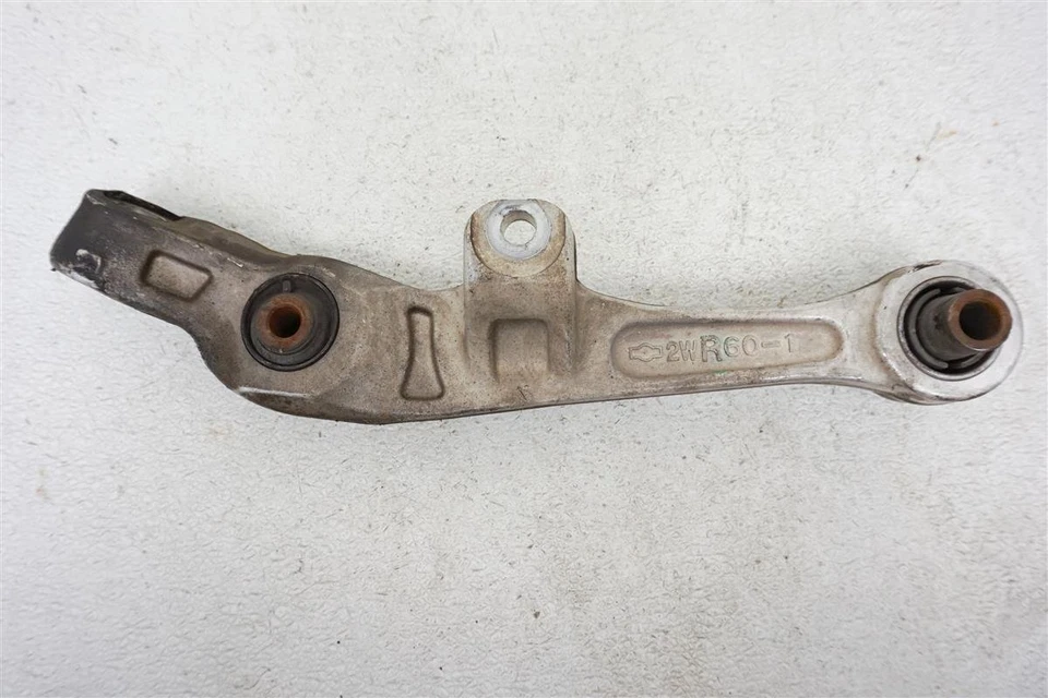 Braço de controle inferior do passageiro dianteiro Nissan 350Z 2005-2008 54500-Am602 - Imagem 2 de 4