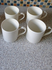 SET 4 WHITE PLAIN PORCELAIN MUGS 8.5CM DIAM 9CM HIGH STRAIGHT SIDE