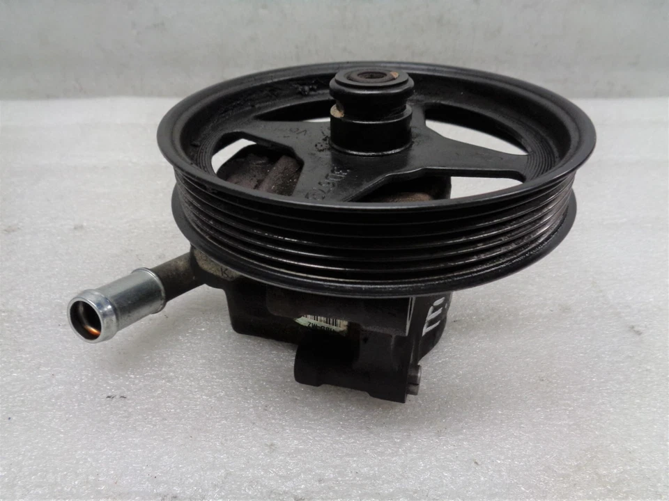 Bomba de dirección asistida Ford E-450 Super Duty 2007-2010 OEM AK2207188 Foto 3 de 4