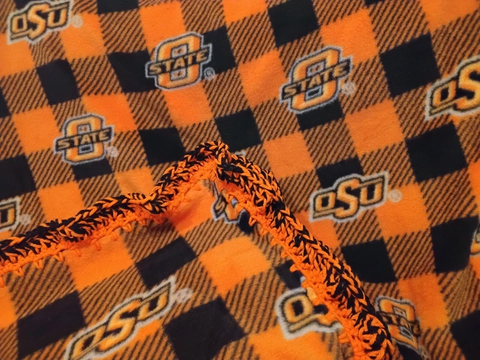 OSU Oklahoma State University Cowboys College Fleece Manta con Volantes Foto 3 de 4