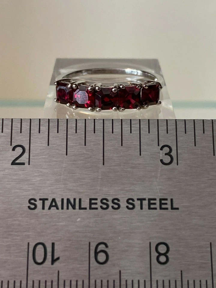 Asscher Cut Pyrope Garnet 5 Stone Ring in Platinum Over Sterling Silver (size 9) - Image 4 of 4