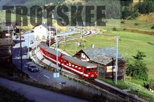 35mm Slide SWITZERLAND FO Furka Oberalp Bahn Electric Railcar 52 1983 Swiss