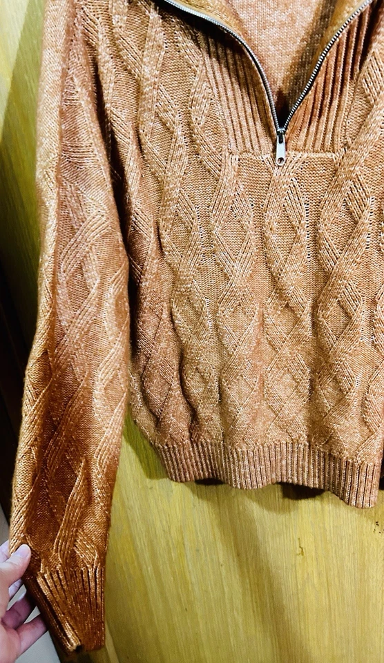 Suéter para mujer Madison + Hudson color óxido cuarto cremallera 3X Foto 3 de 4