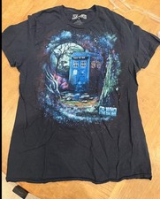 Dr. Who and the Daleks Full Moon Stars Tardis Graphic Print T-shirt Men's M