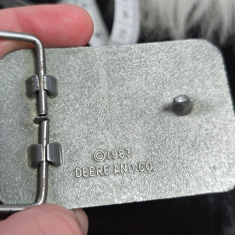 Vintage 1983 John Deere Metal Belt Buckle - Image 4 of 4