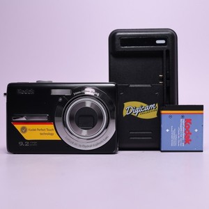 Kodak Digital Camera EasyShare M320 9.2MP Black Tested Full Set