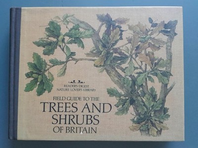 Fielding Guide to the Trees and Shrubs of Britain. First edition. Vintage 1981. 
