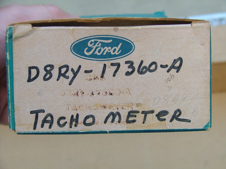 Tacómetro Mercury Capri 1973-74, ¡nuevo en stock!  GT D3RY-17360-A Foto 4 de 4