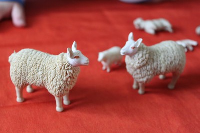 Lot De Figurines Animaux De Ferme En Plomb - Chèvres Et Moutons - Occasion