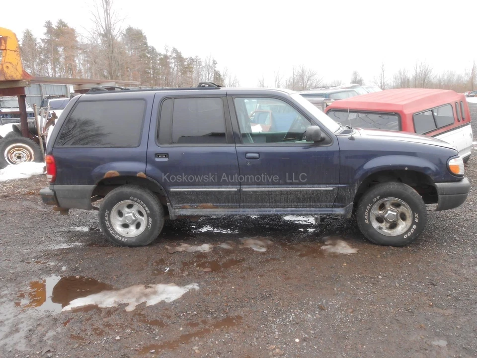 Soporte de soporte de bomba de dirección asistida Ford Explorer 4,0 OHV FOTZ 3C718 C Foto 3 de 4