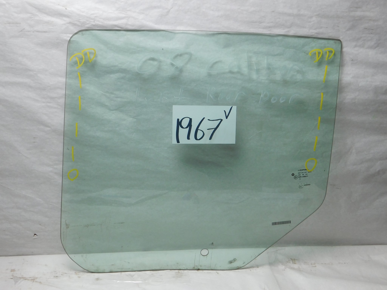 2007 - 2012 Dodge Caliber  REAR DRIVER Side Door Glass USED 1967V