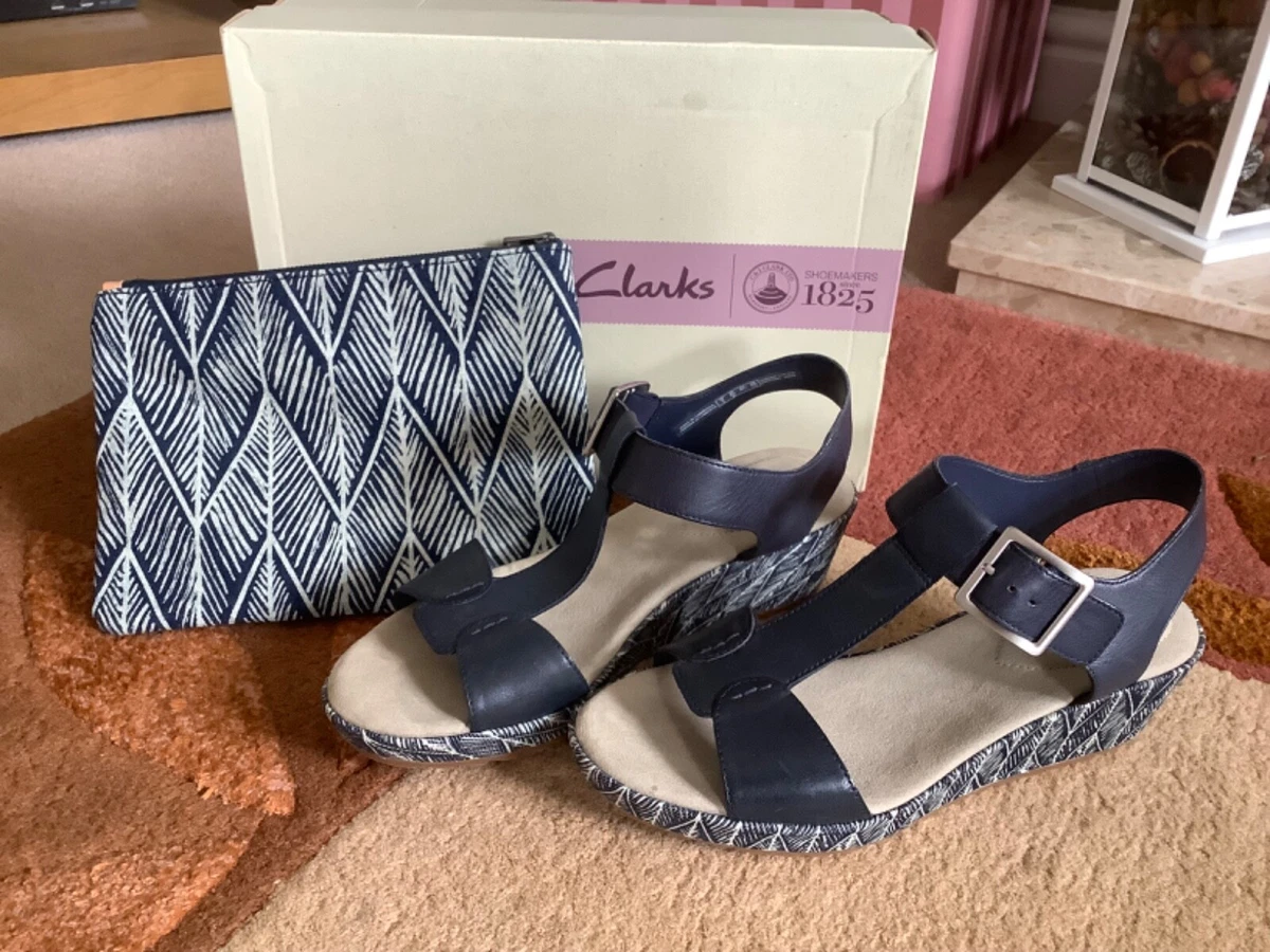 Clarks ladies shop sandals ebay