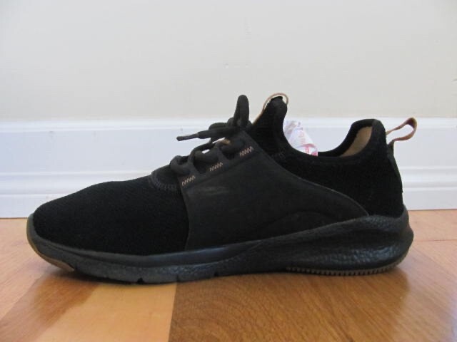 Oakley Dry Shoes Black Light Weight Low Top Lace Up Sneaker  display picture 1