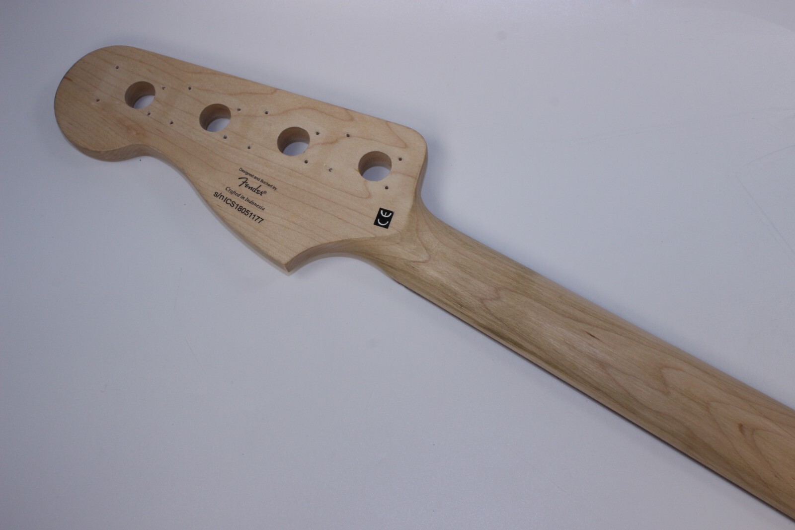 BLEMISH! FENDER SQUIER PBASS MAPLE NECK LAUREL FINGERBOARD PRECISION
