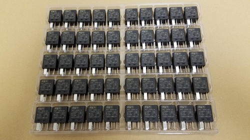 Relè Protezione Circuiti Relè 12V V23074-A1801-X17 5M5T-14B192-AA - Foto 3