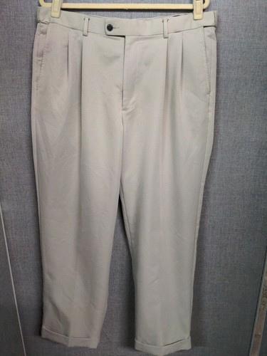 Pro Tour Khaki Pleated Front Cuffed Hem 