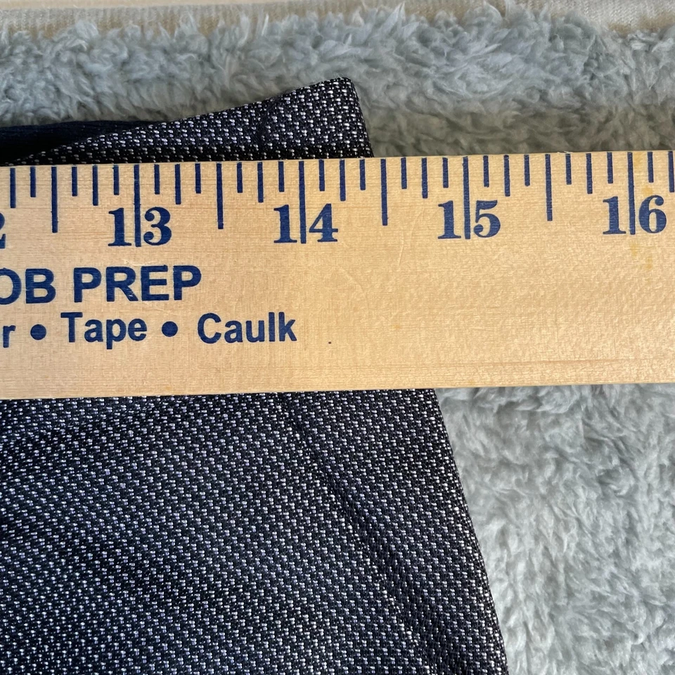 Calça social feminina Giorgio Armani lã seda 28 cintura geométrica plissada feita na Itália - Imagem 3 de 4