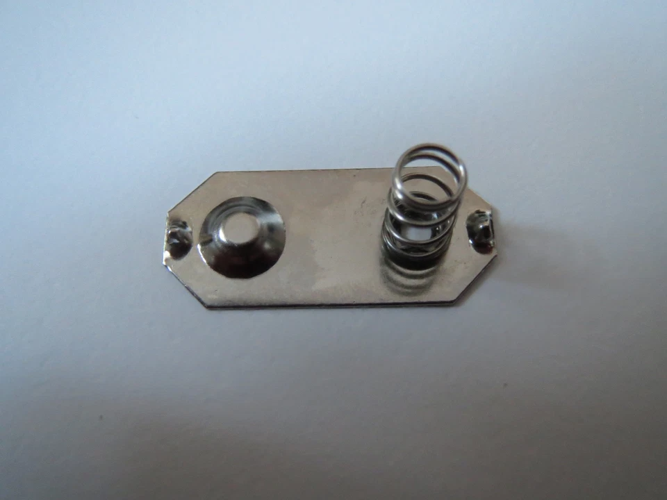 MARKENLOS Gameboy GB Batterie Kontakte Feder