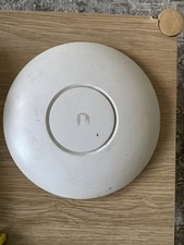 Ubiquiti Networks UAP-AC-PRO 1300Mbps Wireless Access Point