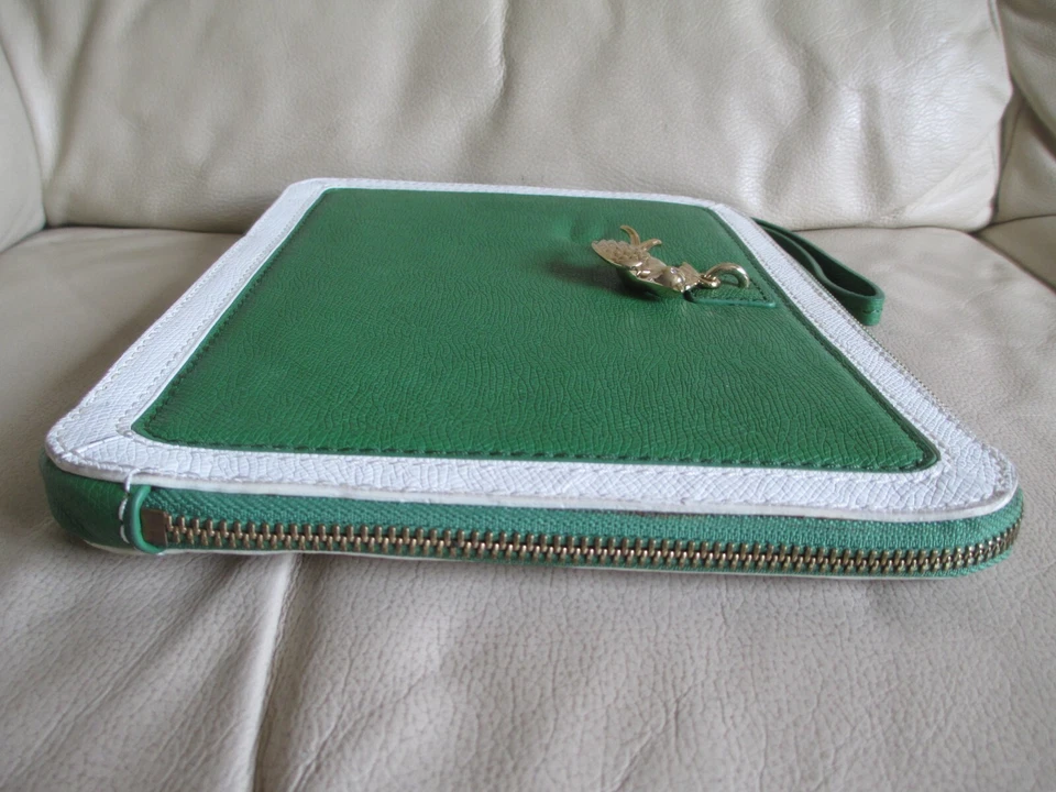 JUICY COUTURE Green White Leather Zip Up Clutch Bag Case Purse Pouch + Gold Bird - Image 4 of 4
