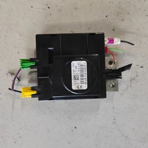 MERCEDES C KLASSE W204 ANTENNENVERSTÄRKER MODUL A2048702789 2010