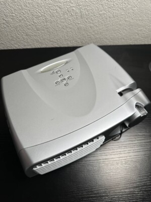 RARE OPTOMA EZPRO 731 SVGA DLP PORTABLE PROJECTOR W/ No Cord,case