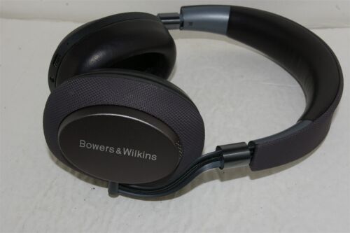 Bowers & Wilkins PX Noise Cancelling Wireless Headphones TESTED - Picture 7 of 11