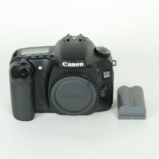 Canon EOS 30D Digital SLR Camera with EF-S Mount 8MP APS-C Sensor
