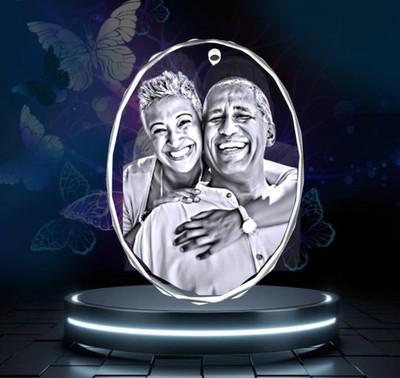 Personalisierte 2D Foto Kristall Oval Ornament - Individuelle Glas Hängedekoration