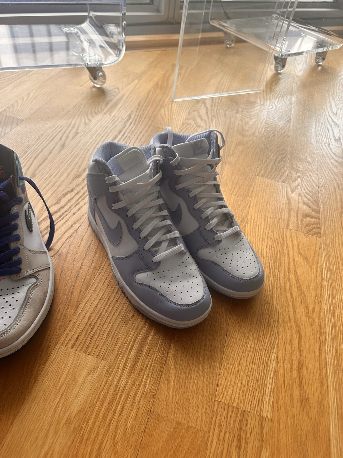 Nike Dunk High “Aluminum” Women’s Size 9.5 (DD1869-107) – Light Blue/White