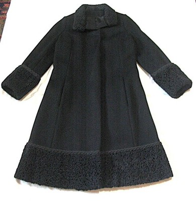 BEAUTIFUL VINTAGE 1960's ~A GOLET ORIGINAL~ BLACK WOOL COAT W PERSIAN LAMB~ SZ M