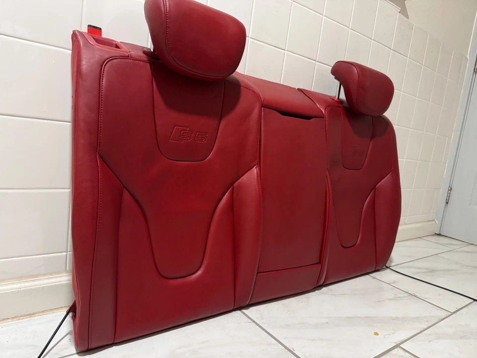 08-17 AUDI 8T S5 CUPÉ ASIENTOS TRASEROS SUPERIORES TRASEROS Y REPOSACABEZAS ROJO 021120 Foto 2 de 4