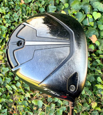 Titleist Golf Right Hand TSr3 10 Driver - HZRDUS Black 60g Stiff Flex Club