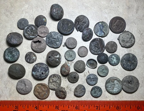 Many eagle uniform buttons-Found Ft. Craig New Mexico in the 1960's-poor cond.