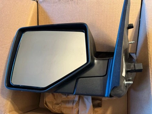 NEW OEM Ford Motorcraft Driver Side Door Mirror Power 6L2Z-17683-BAA  2006-2010