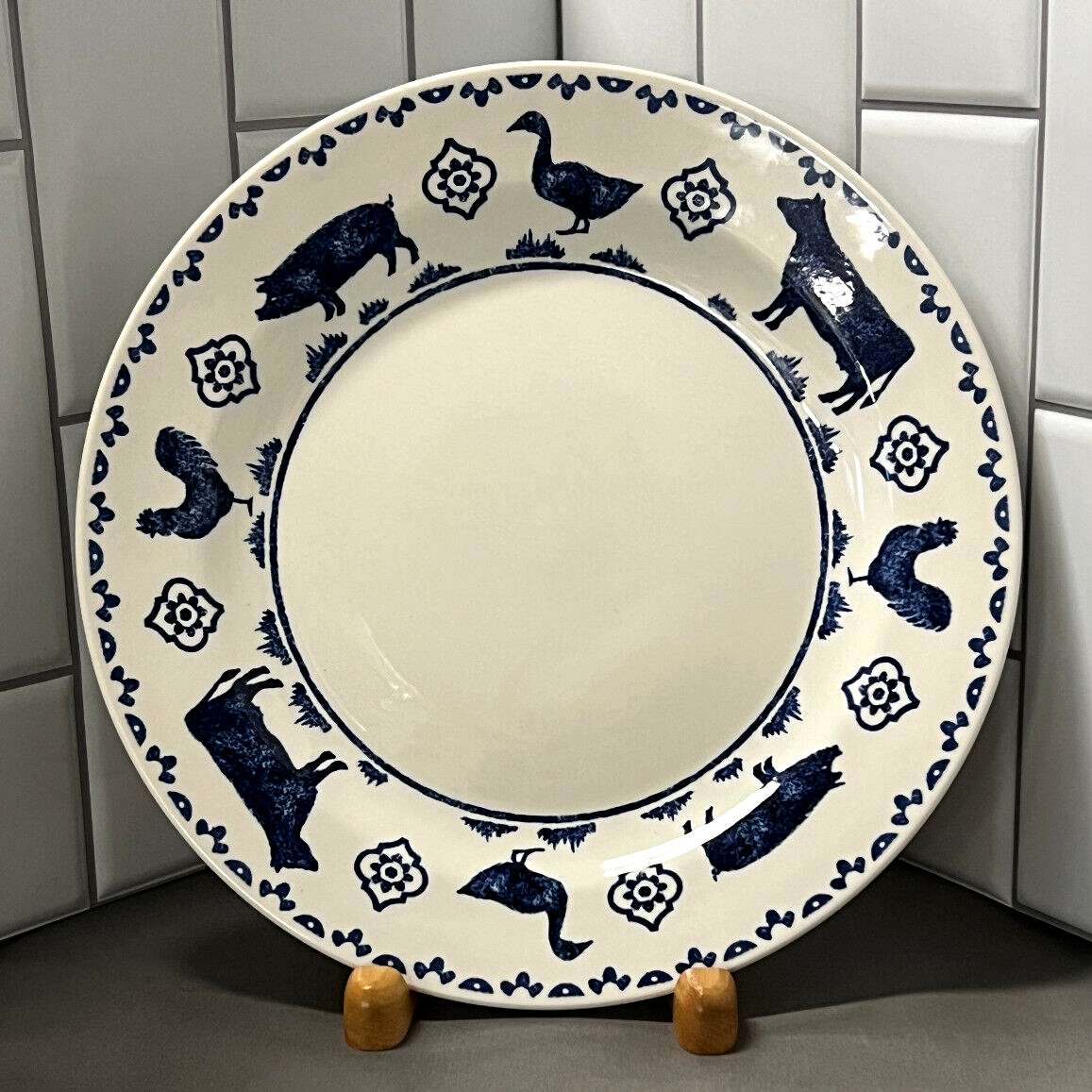 Queen's Highland Croft Farm Animals • Blue Coupe Dinner Plate • Made in  England