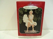 HALLMARK KEEPSAKE ORNAMENT - MARILYN MONROE IN WHITE DRESS 
