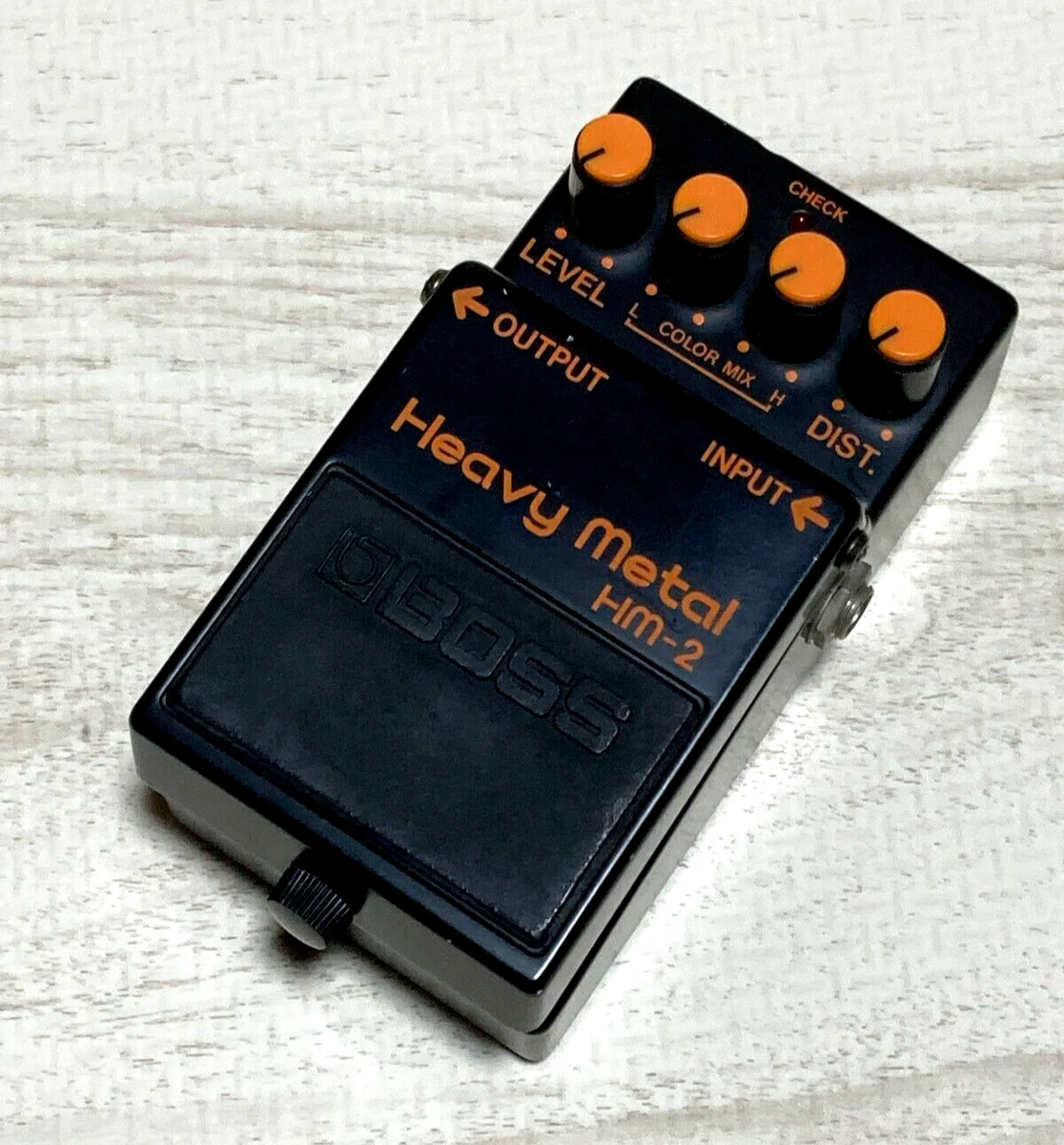 BOSS HM-2 Heavy Metal Distortion Guitar Effects Pedal Made in